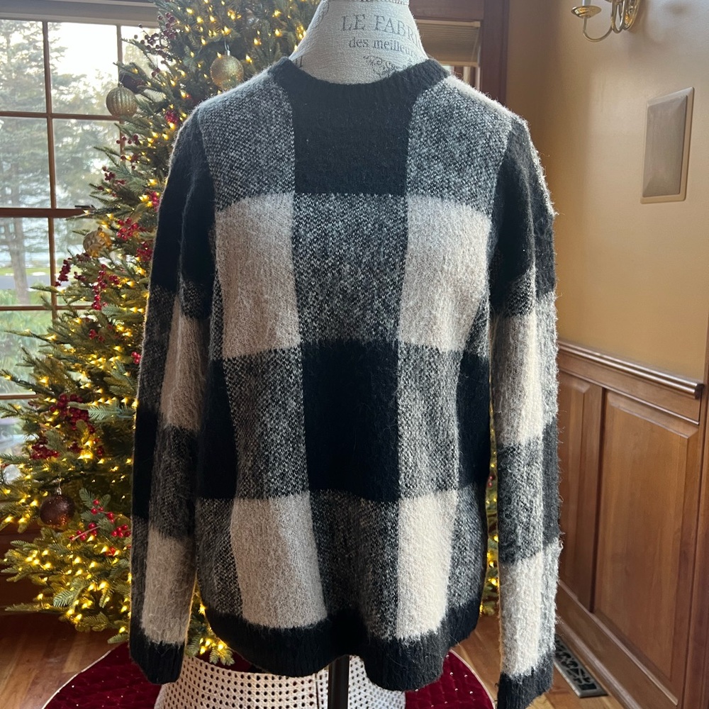 Lucky Brand Black and White Plaid Sweater